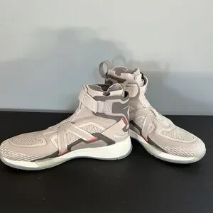 APL | Shoes | Apl Gray Athletic Shoes With Breathable Mesh  display picture 2